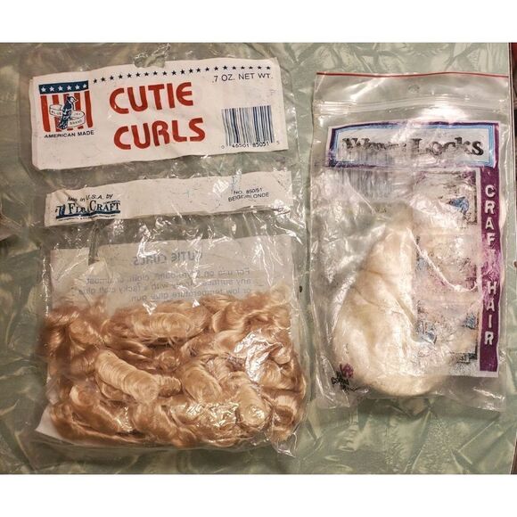 7 Packages Of Vintage Curly Doll HairB04 - Picture 8 of 9